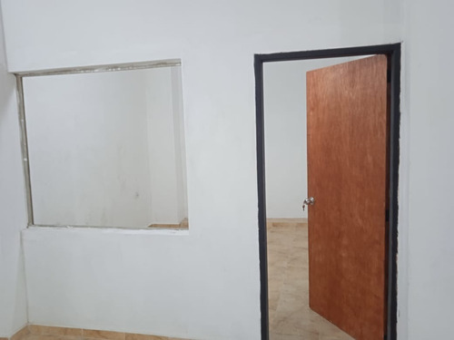 Imagen 6 de 12 de Venta De Local A Pie De Calle En Sabana Grande 04241079006