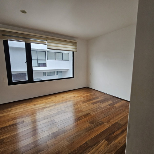 Rento Mo0derna Residencia En Contadero