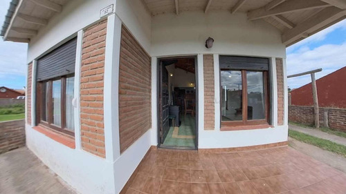 Venta Chalet Santa Clara A Metros Del Mar