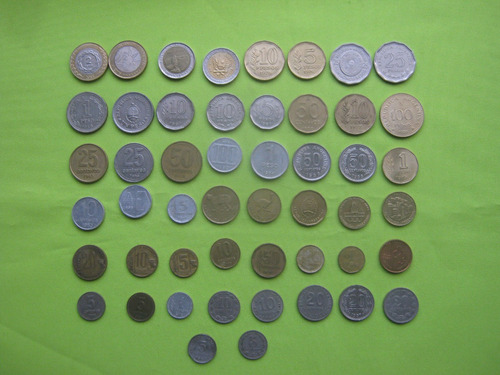 Argentina  Lote 50 Monedas  Diferentes 