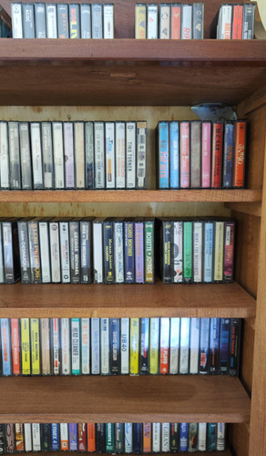 Gran Lote De Cassettes Casetes Música Y + Envío Gratis! Caqui