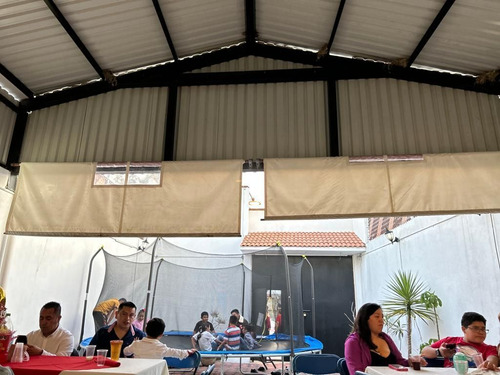 Se Vende Salón De Fiestas , En