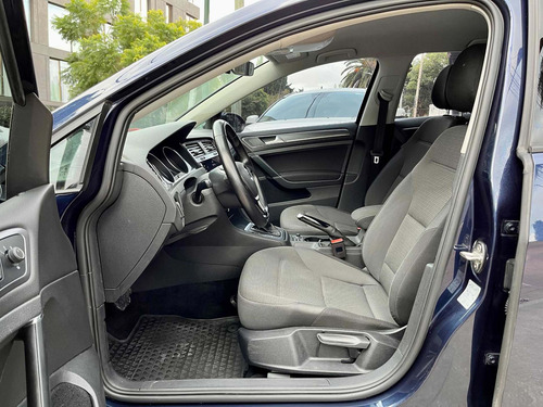 Imagen 8 de 9 de Volkswagen Golf 2018 1.4 Comfortline Tsi Dsg