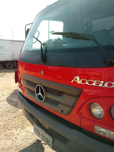 Mercedes Benz Accelo 1016