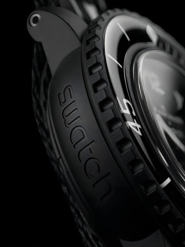Reloj Swatch Blancpain Scuba Fifty Fathoms, correa negra Ocean Storms, bisel negro, fondo negro