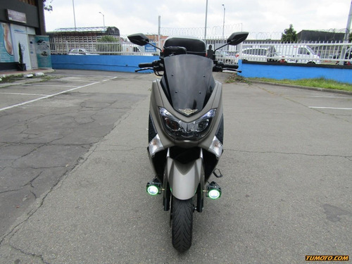 Motos Yamaha N-max