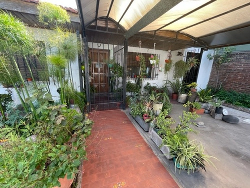 Imagen 2 de 7 de Venta - Casa En Ph Con 2 Casas - Benavidez 1466, Monte Grand