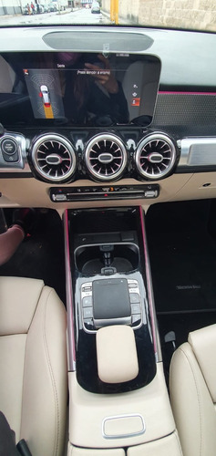 Imagen 14 de 15 de Mercedes-benz Clase Glc 2018 2.0 300 Off Road At
