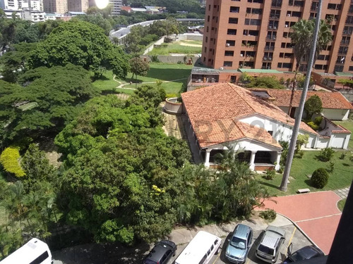 Apartamento Amplio En Alquiler En Valle Abajo Caracas