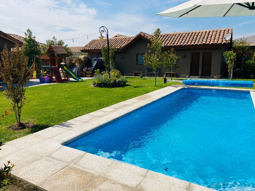 Imagen 5 de 26 de Casa En Venta De 7 Dorm. 4 Baños, Ciudad Satélite, En Maipú