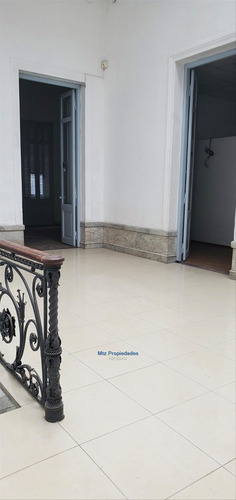 Imagen 1 de 11 de Alquiler Local Comercial - Oficinas Centro