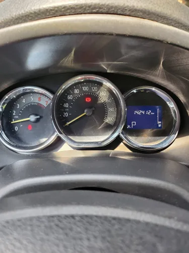 Renault Logan 1.6 Privilege / Intens