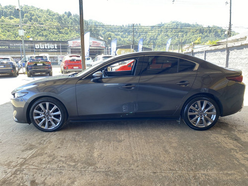 Mazda 3 2024