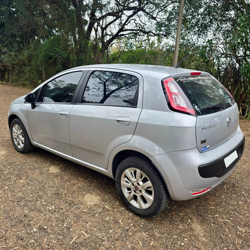 Fiat Punto 1.4 Attractive C/radio Integrada