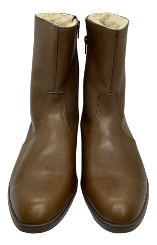 Imagen 2 de 4 de Bota Abrigada De Cuero Con Corderito Hombre 1080 Darmaz