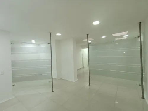 Local En Arriendo/venta En Chapinero Alto. Cod A22221