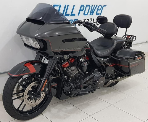 Harley Davidson Road Glide Cvo Abs 2018/18 Com Acessórios