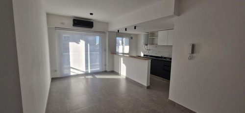 Alquiler Departamento A Estrenar 2 Amb En Caseros Lado Norte