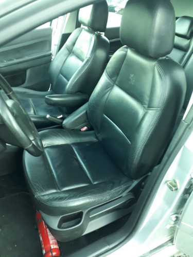 Imagem 12 de 14 de Sucata Peugeot 307 2.0 2007 Gasolina - Rs Auto Peças Farroup