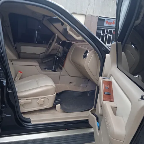 Ford Explorer Blindada.