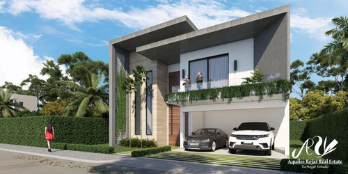 Proyecto Cerrado De Casas En Las Carmelitas