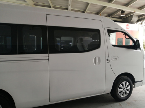 Nissan Urvan 2.5 15 Pas Amplia Aa Mt