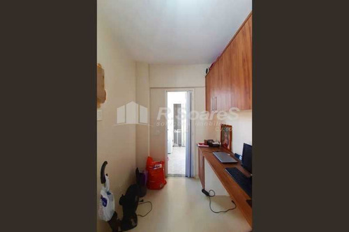 Imagem 14 de 15 de Apartamento Com 2 Quartos No Méier. Rua Silva Rabelo - Jcap20745