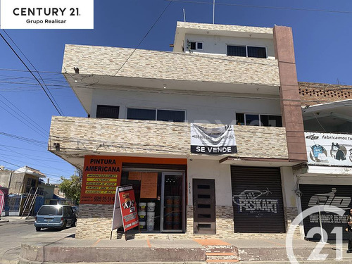 Casa  Y Locales En Venta, Col. Olimpica, Mazatlan, Sinaloa.