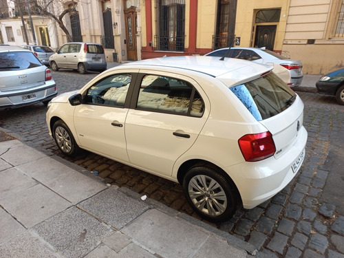 Imagen 3 de 8 de Volkswagen Gol Trend 1.6 Trendline 101cv 2020