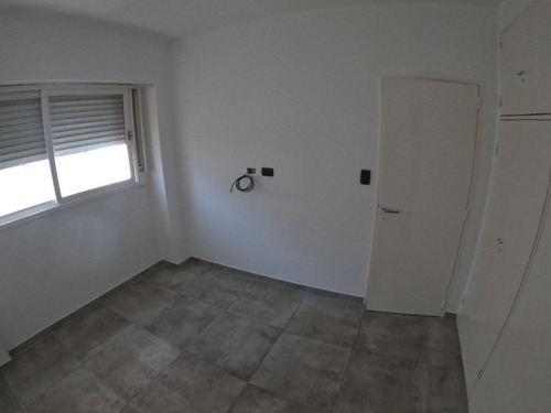 Imagen 3 de 11 de Departamento En Venta En Ramos Mejia