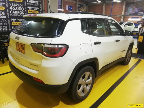 Jeep Compass Sport 2.4 Mt