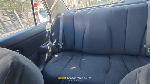 Nissan Tiida 1.8 Advance Sedan Mt
