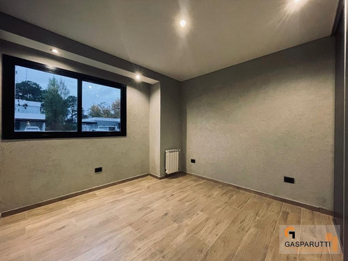 Imagen 21 de 30 de Casa En 1 Planta En Venta En Barrio San Matías, 5 Ambientes!