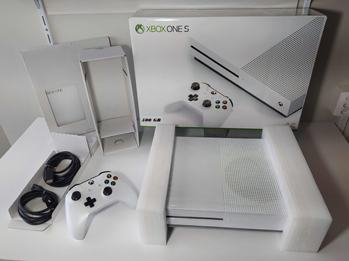 Microsoft Xbox One S 1TB Standard color blanco - Excelente (Reacondicionado)