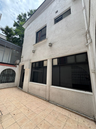Casa Con Uso De Suelo En Renta En Polanco