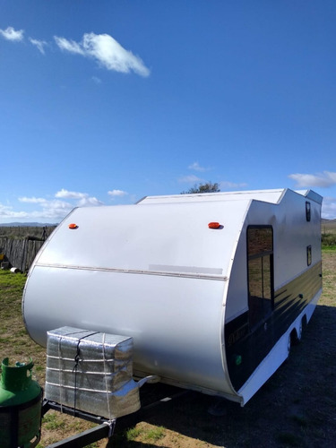 Imagen 8 de 8 de Casilla Lomas Camping 5,70 De Luxe 2017