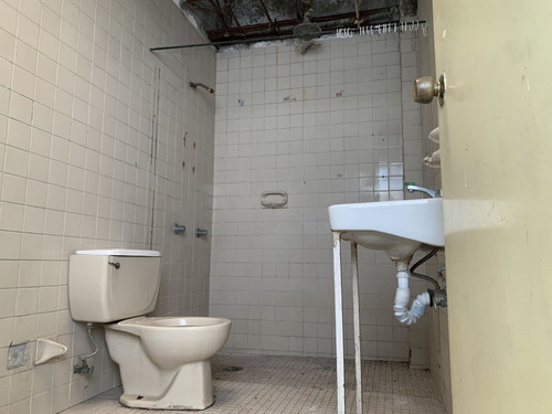Casa Con Uso Desuelo En Venta En Jardin Balbuena, Cdmx