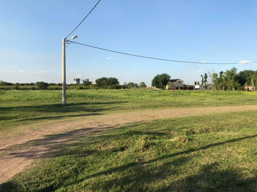 Vendo Lote En Pueblo Esther. Lote De 348 M2. Pronta Posesion.
