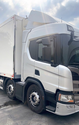 Imagem 3 de 15 de Scania P 320 8x2 Bitruck 2020 No Chassi