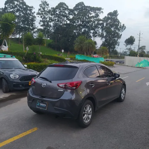 Mazda 2 1.5 Touring