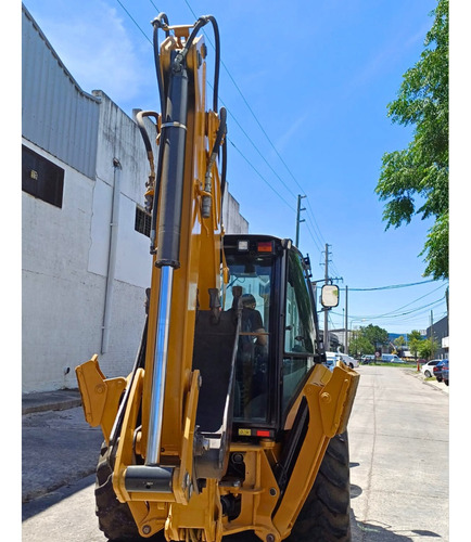 Retroexcavadora Caterpillar 416e