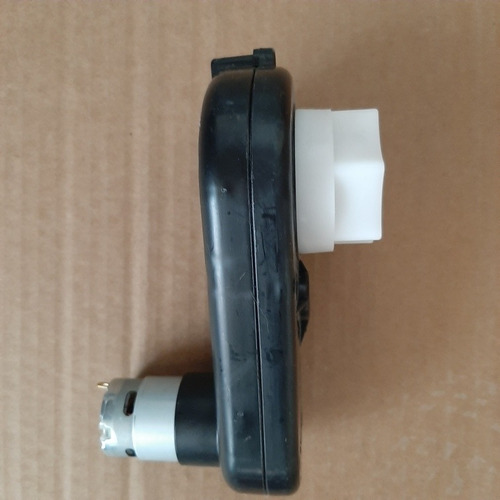 Imagen 3 de 3 de Motor Con Transmisión Injusa 24 Volts