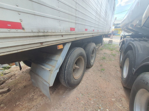 Imagem 13 de 14 de Carreta Baú