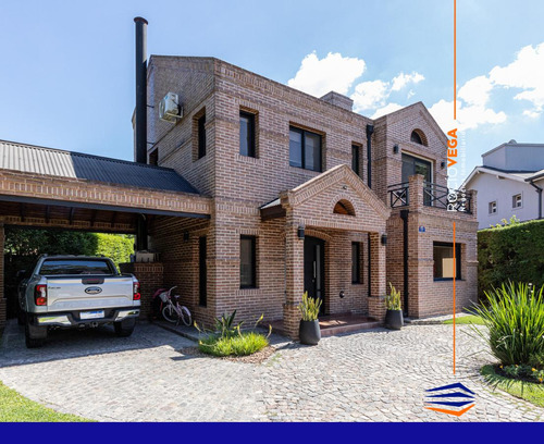 Casa En Venta En El Casco De Moreno