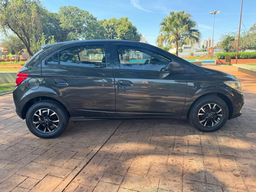Chevrolet Onix 1.0 MPFI LS 8V FLEX 4P MANUAL