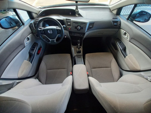 Imagem 9 de 12 de Civic Lxs Flex, Automático, 2013/2014