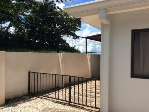 Imagen 6 de 9 de Casa De Habitación Con Vista Impresionante