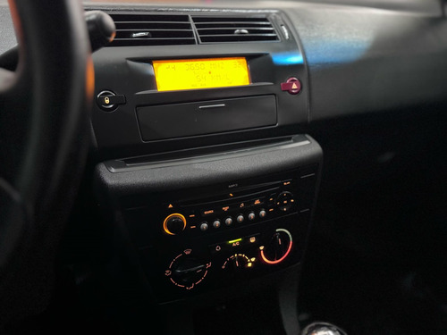 Citroën C4 1.6 GLX 16V FLEX 4P MANUAL