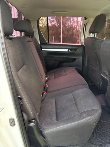 (merc) Toyota Hilux Pick-up 2.8 Cd Sr 204cv 4x4