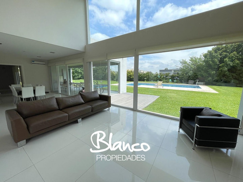 Casa En Alquiler En Haras Santa Maria, Escobar, G.b.a. Zona Norte
